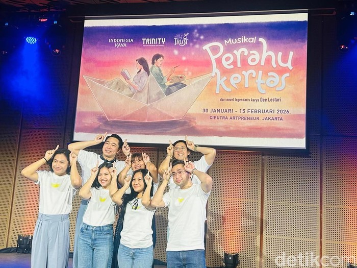 Musikal Perahu Kertas Tampil Beda, Set Panggung Konsep ‘Berputar’